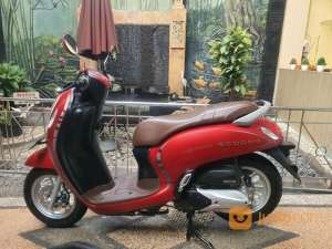 Jual bekas Scoopy F1 Stylish Tahun 2021 -Mesin Mentah 11.000KM,lokasi di Kota Medan