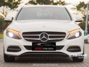 Jual bekas TDP 20jtMercedes-Benz C200 2.0 Avantgarde Sedan AT 2015 Putih Kondisi Istimewa Bergaransi Dan Dijamin Siap Pakai Kawanmobilbekas,lokasi di Banten