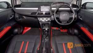 Jual bekas Toyota Sienta G MT 2017 Silver,lokasi di Kota Tangerang Selatan