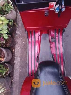 Jual bekas Vespa px tahun 1986,lokasi di Kota Semarang