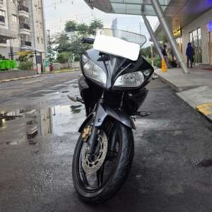 Jual bekas Yamaha YZF-R15 V2 Tahun 2015 Plat Bandung,lokasi di Bandung