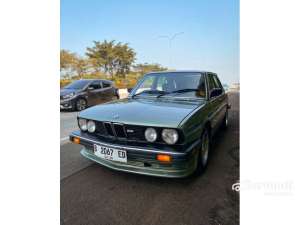 Jual bekas 1986 BMW 520i 2.0 Sedan PEMAKAI LANGSUNG,lokasi di DKI Jakarta
