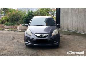 Jual bekas 2015 Honda Brio 1.2 E Hatchback abu matic km 86 ribuan,lokasi di DKI Jakarta