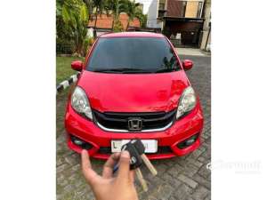 Jual bekas 2017 Honda Brio 1.2 Satya E Hatchback kunci lengkap 2 biji,lokasi di Jawa Timur