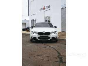 Jual bekas 2018 BMW 330i 2.0 M Sport Sedan,lokasi di DKI Jakarta