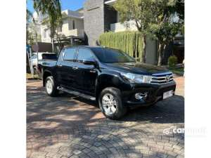 Jual bekas 2019 Toyota Hilux 2.4 V Double Cab 4X4 Pickup,lokasi di Yogyakarta