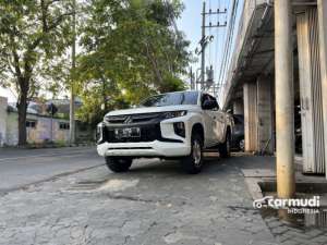 Jual bekas 2020 Mitsubishi Triton 2.5 HDX Double Cab 4x4 Pickup,lokasi di Jawa Timur