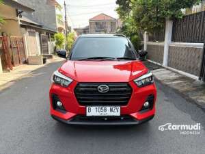 Jual bekas 2022 Daihatsu Rocky 1.0 R TC SC 2 Tone SUV Dp 10 Juta,lokasi di DKI Jakarta