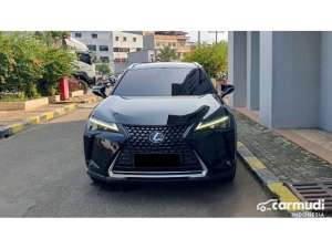 Jual bekas 2022 Lexus UX 300e 0.0 SUV hitam listrik km 17 ribuan,lokasi di DKI Jakarta