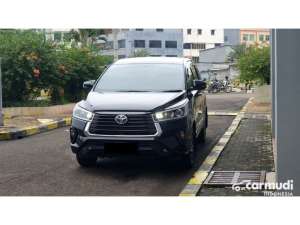 Jual bekas 2022 Toyota Kijang Innova 2.4 V MPV hitam diesel,lokasi di DKI Jakarta