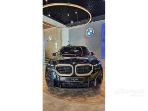 Jual bekas 2023 BMW XM 4.4 SUV Rare Unit,lokasi di DKI Jakarta