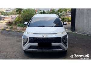 Jual bekas 2023 Hyundai Stargazer 1.5 Trend MPVputih km 30 ribu,lokasi di DKI Jakarta