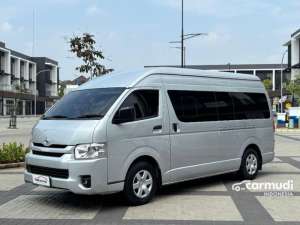 Jual bekas 2023 Toyota Hiace 3.0 Commuter Van MT,lokasi di DKI Jakarta