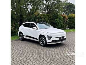 Jual bekas 2024 Hyundai Kona 0.0 Signature Long Range SUV GOOD DEAL LIKE NEW BERGARANSI 2025 EV,lokasi di DKI Jakarta