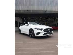 Jual bekas 2024 Mercedes-Benz A200 1.3 Progressive Line Sedan,lokasi di DKI Jakarta