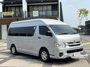 Jual bekas 2024 Toyota Hiace 3.0 Commuter Van MT TANGAN 1 DARI BARU,lokasi di Banten