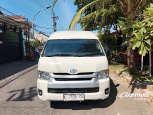Jual bekas 2024 Toyota Hiace 3.0 Commuter Van,lokasi di Jawa Timur