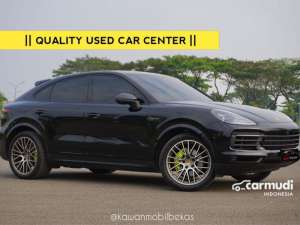 Jual bekas 2025 Porsche Cayenne 3.0 E-Hybrid Coupe SUV AT HitamTDP 555jtKondisi Istimewa Dan Dijamin Siap Pakai kawanmobilbekas,lokasi di DKI Jakarta