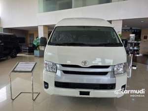 Jual bekas 2025 Toyota Hiace 3.0 Commuter Van,lokasi di Banten