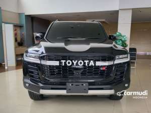 Jual bekas 2025 Toyota Land Cruiser 3,3 300 GR-S 4X4 SUV Harga Termurah,lokasi di DKI Jakarta
