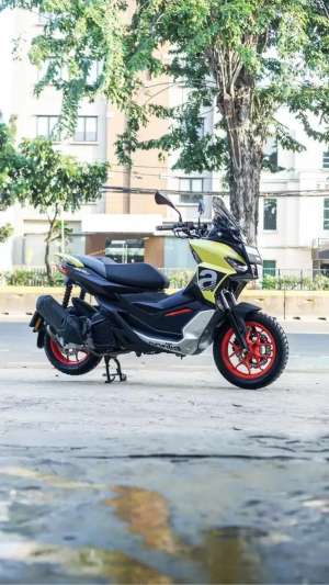 Jual bekas Aprilia Sr Gt 200 like new,lokasi di Matraman