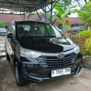 Jual bekas Avanza 1.3 MT Transmover 2018 Car,lokasi di Makassar