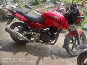 Jual bekas Bajaj Pulsar ug4 180cc,lokasi di Ciomas