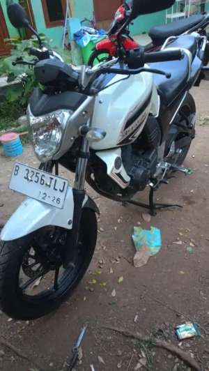 Jual bekas Byson 2011 pajak hidup,lokasi di Pasar Rebo