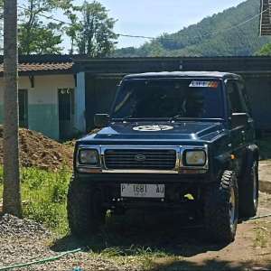 Jual bekas DAIHATSU FEROZA SE 1995 Car,lokasi di Kab. Bondowoso