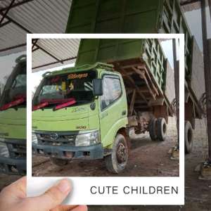 Jual bekas DT HinoDutro, dump truck HD,lokasi di Kab. Ketapang