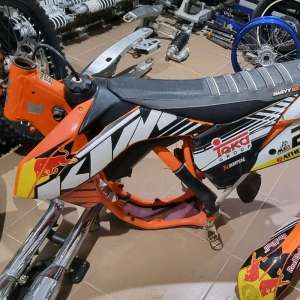 Jual bekas Frame rangka subframe tangki jok airbox body KTM 350 SXF 2012 -13 original OEM,lokasi di Kab. Tangerang