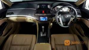 Jual bekas Honda Accord 2.4 VTi AT 2010 Silver,lokasi di Kota Bekasi