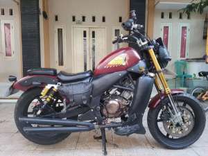 Jual bekas Honda custombobber basic cbr th 2022 ss lengkap pajak hidup,lokasi di Cipondoh