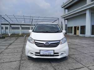 Jual bekas Honda Freed S Matic 2015,lokasi di K                           