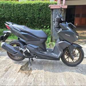 Jual bekas Honda Motor Vario 160 ABS Tahun 2023 Warna Mulus Sepeda Motor Honda Vario 160 ABS Tahun 2023 Mulus,lokasi di Bandung