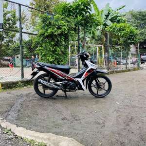 Jual bekas Honda Supra X 125cc Pgm Fi DD,lokasi di Jakarta Timur