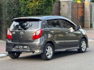 Jual bekas LIKE NEWKm 10rb Agya dan Ayla X automatic Th 2016 2017,lokasi di 