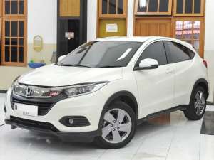 Jual bekas Manual HRV 2019 S 1.5 MT Putih Tg1 Full Ori Honda 2016 Dp25 2018 Antik,lokasi di 