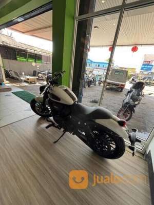 Jual bekas Motor Benelli Benda 252 Bisa Nego COD,lokasi di Kab. Sintang