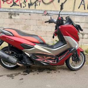 Jual bekas Motor yamaha NMAx merah tahun 2016 pajak off 2022,lokasi di Jakarta Barat