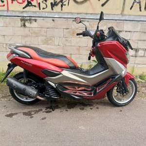 Jual bekas Motor Yamaha NMAX tahun 2016 Warna Merah,lokasi di Jakarta Barat