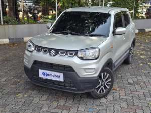 Jual bekas OLXMOBBI DP Rendah Suzuki S-Presso 1.0 Bensin-MT 2022 FSKSJS,lokasi di 