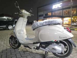 Jual bekas Piaggio Primavera THN 2022 gress like new,lokasi di Bambu Apus