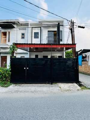 RUMAH CANTIK SIAP HUNI MEDAN JOHOR lokasi di Medan Johor, tersedia melalui melalui situs Olx