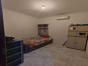 Rumah Hadap Utara LB 110 SHM 7 Mnt ke Stasiun Poris Siap KPR J-25149 lokasi di Cipondoh, tersedia melalui melalui situs Olx