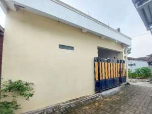 rumah kost siap investasi dekat kampus ums lokasi di Colomadu, tersedia melalui melalui situs Olx