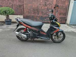 Jual bekas Suzuki skywave 125cc thn 2008 plat 2028 mesin halus,lokasi di Cengkareng