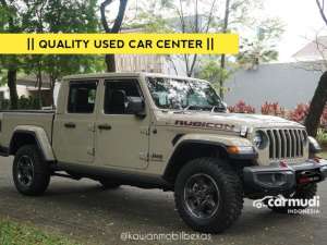 Jual bekas TDP 207jtJeep Gladiator JT 3.6 RUBICON Limited Edition V6 AT 2022 Nik 2020 Hijau Kondisi Istimewa Dan Dijamin Siap Pakai kawanmobilbekas,lokasi di DKI Jakarta