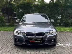 Jual bekas TDP 53jtBMW 330i 2.0 M Sport F30 AT 2019 Abu Abu Kondisi istimewa Dan Dijamin Siap Pakai kawanmobilbekas,lokasi di Banten