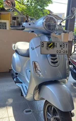 Jual bekas Vespa LX 125 2022, Terawat,lokasi di Ciputat